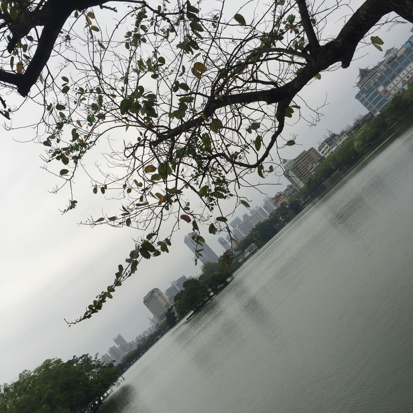 
Huizhou West Lake (惠州西湖)
 in Huizhou