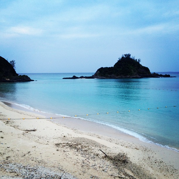 
Kariyushi Beach (かりゆしビーチ)
 in Onna