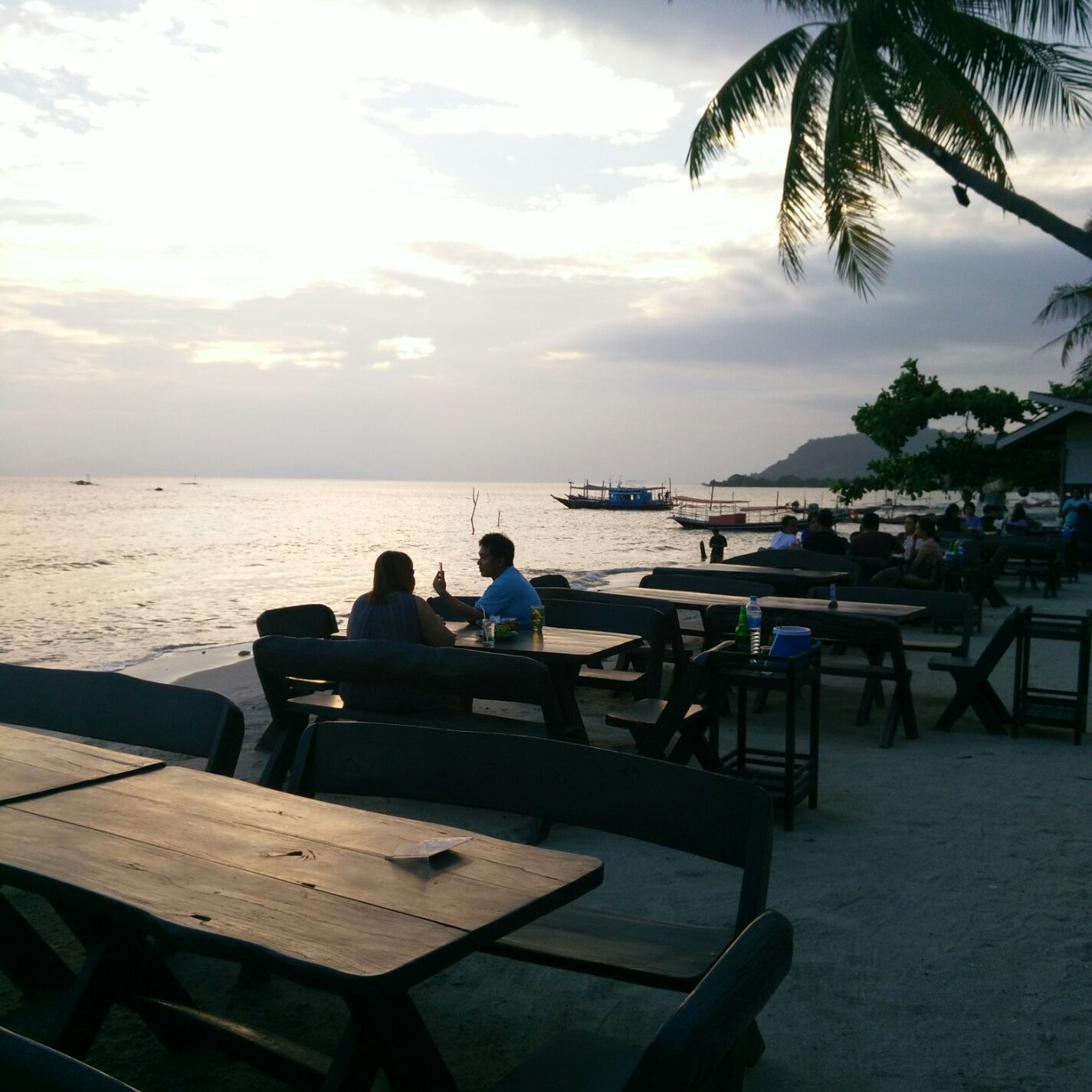 
khraw jum pow restaurant
 in Taling Ngam Beach