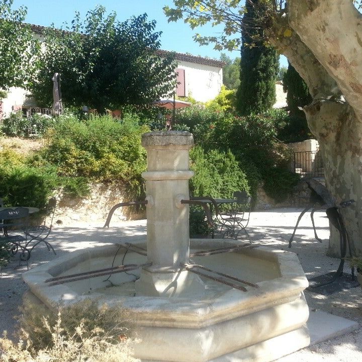 
Le Hameau des Baux
 in Les Baux-De-Provence