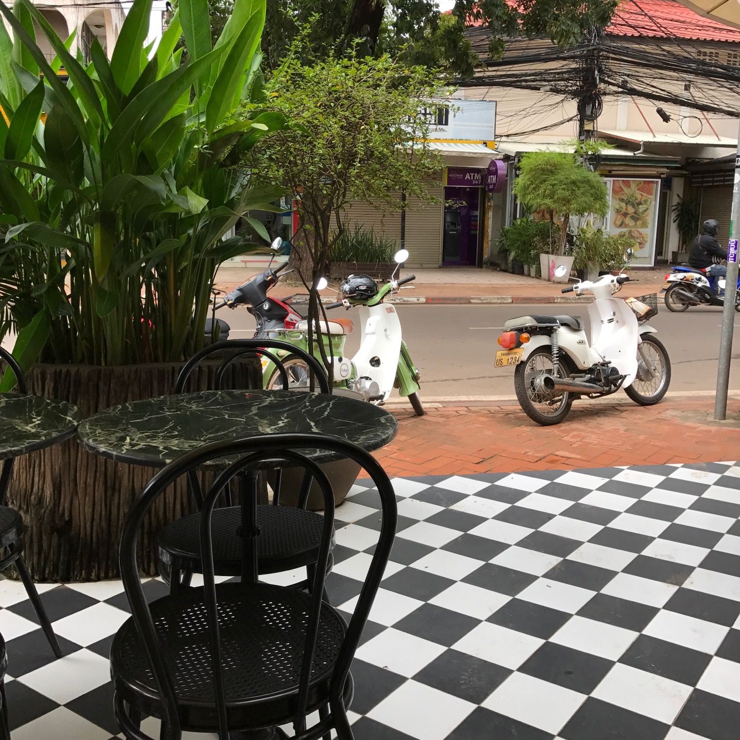 
Le Trio Coffee
 in Vientiane