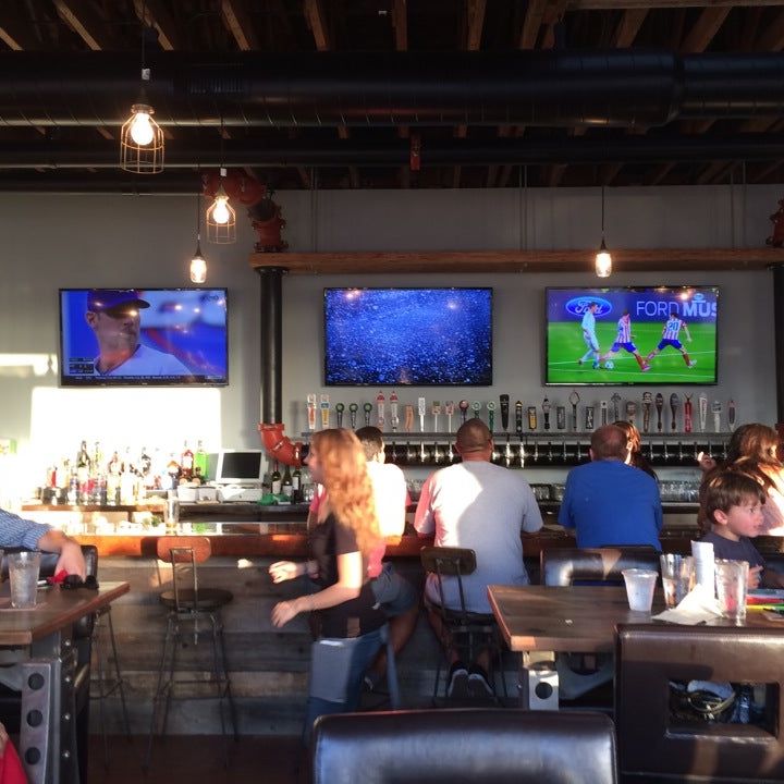 
Local Tap House & Kitchen
 in San Diego County