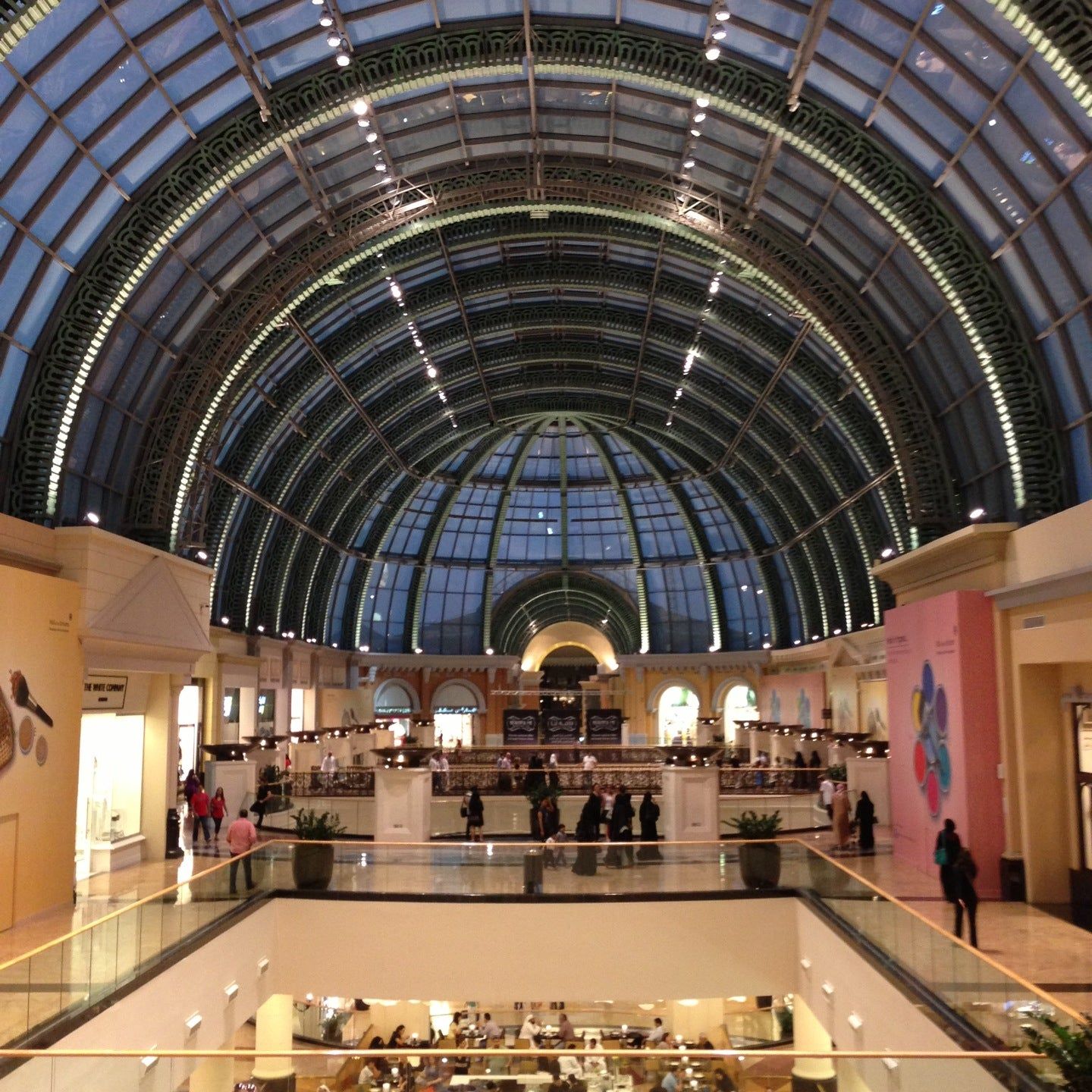 
Mall of the Emirates (مول الإمارات)
 in Dubai