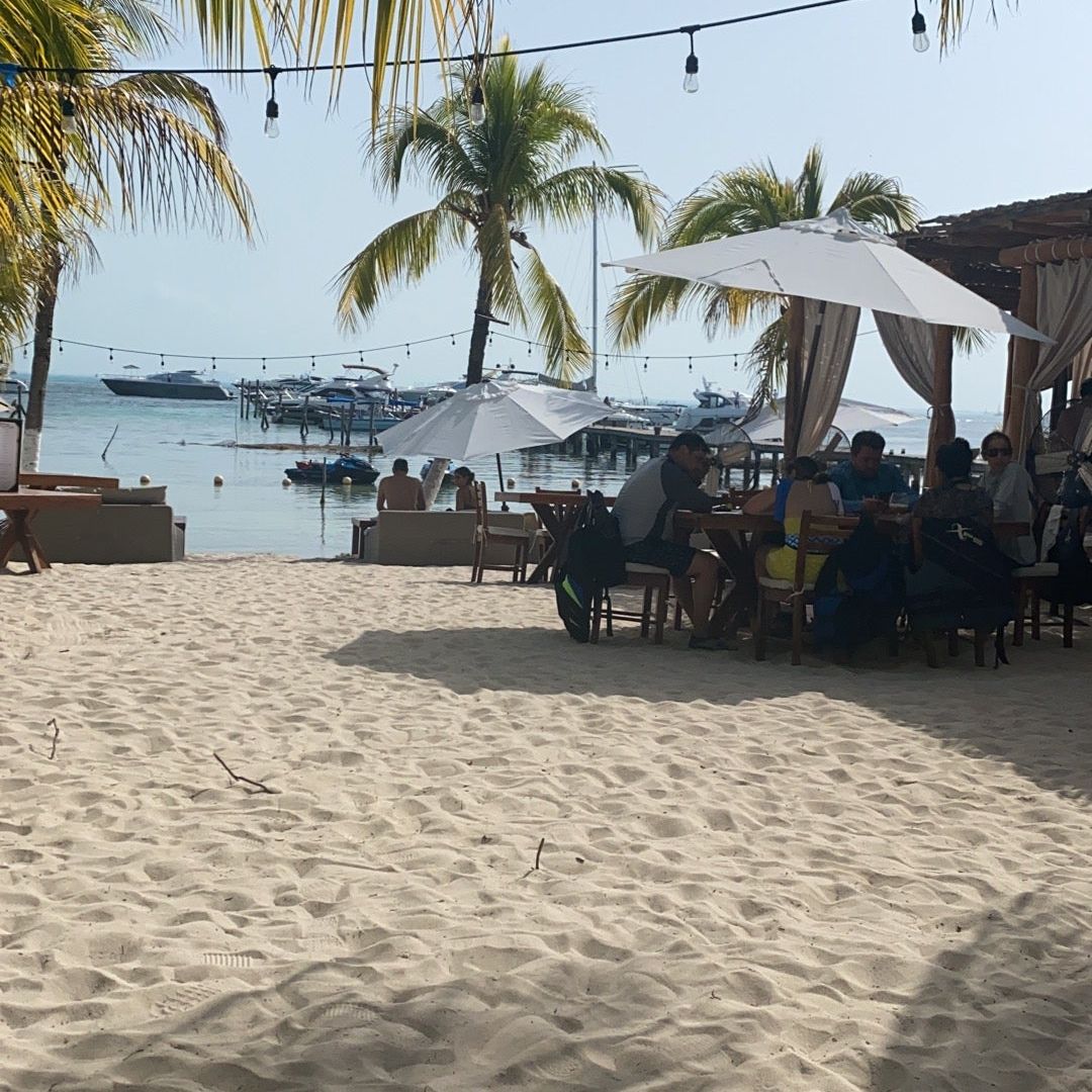 
Mar Bella
 in Isla Mujeres