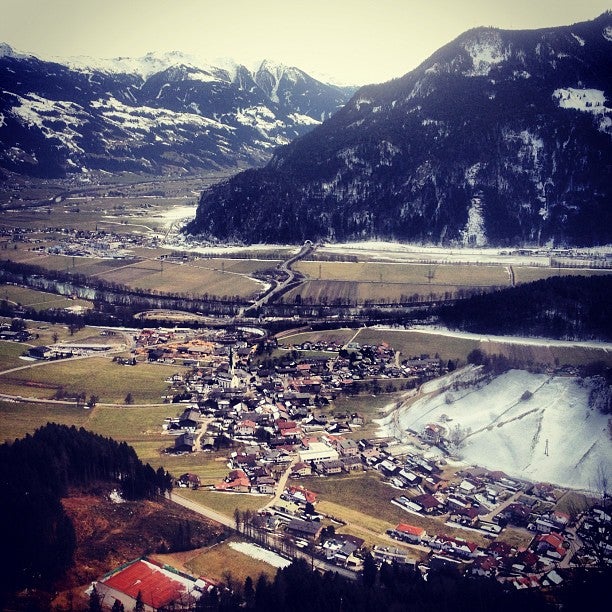 
Panoramarestaurant Kanzelkehre
 in Maurach