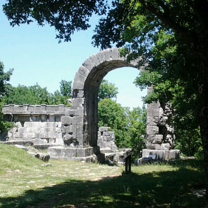 
Parco Archeologico di Carsulae
 in Umbria