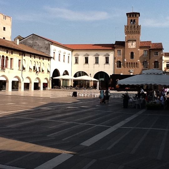 
Piazza Grande
 in Old Treviso Area