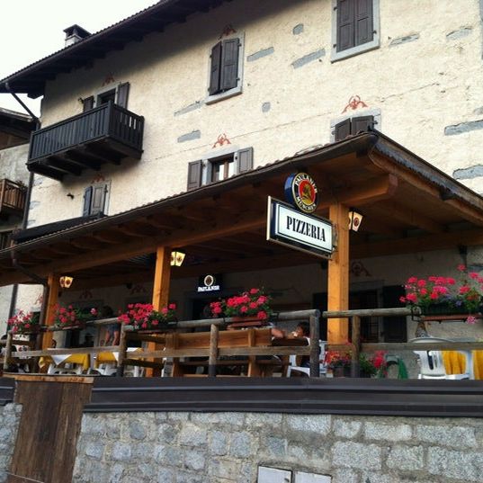 
Pizzeria la Civetta
 in Folgarida