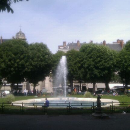 
Place Victor Hugo
 in Isère