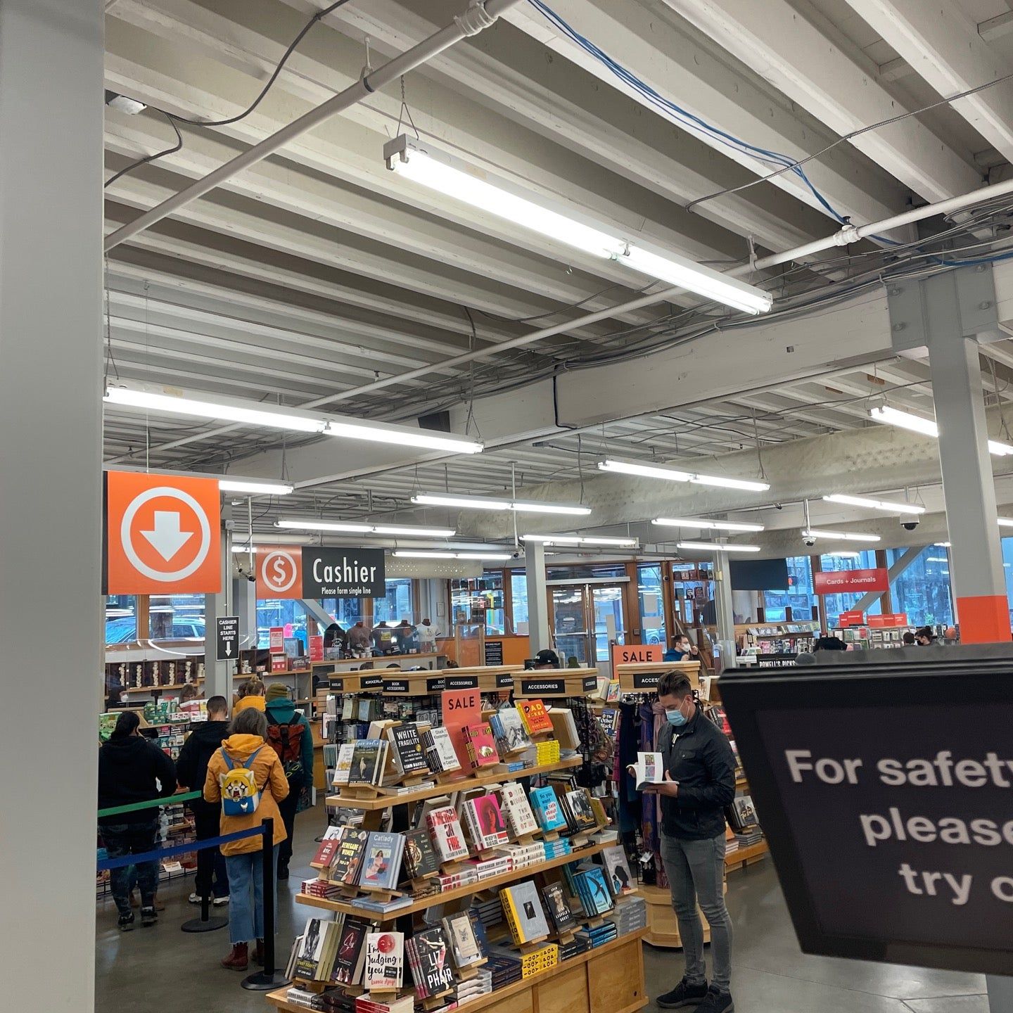 
Powell's Books Rose Room
 in Willamette Valley