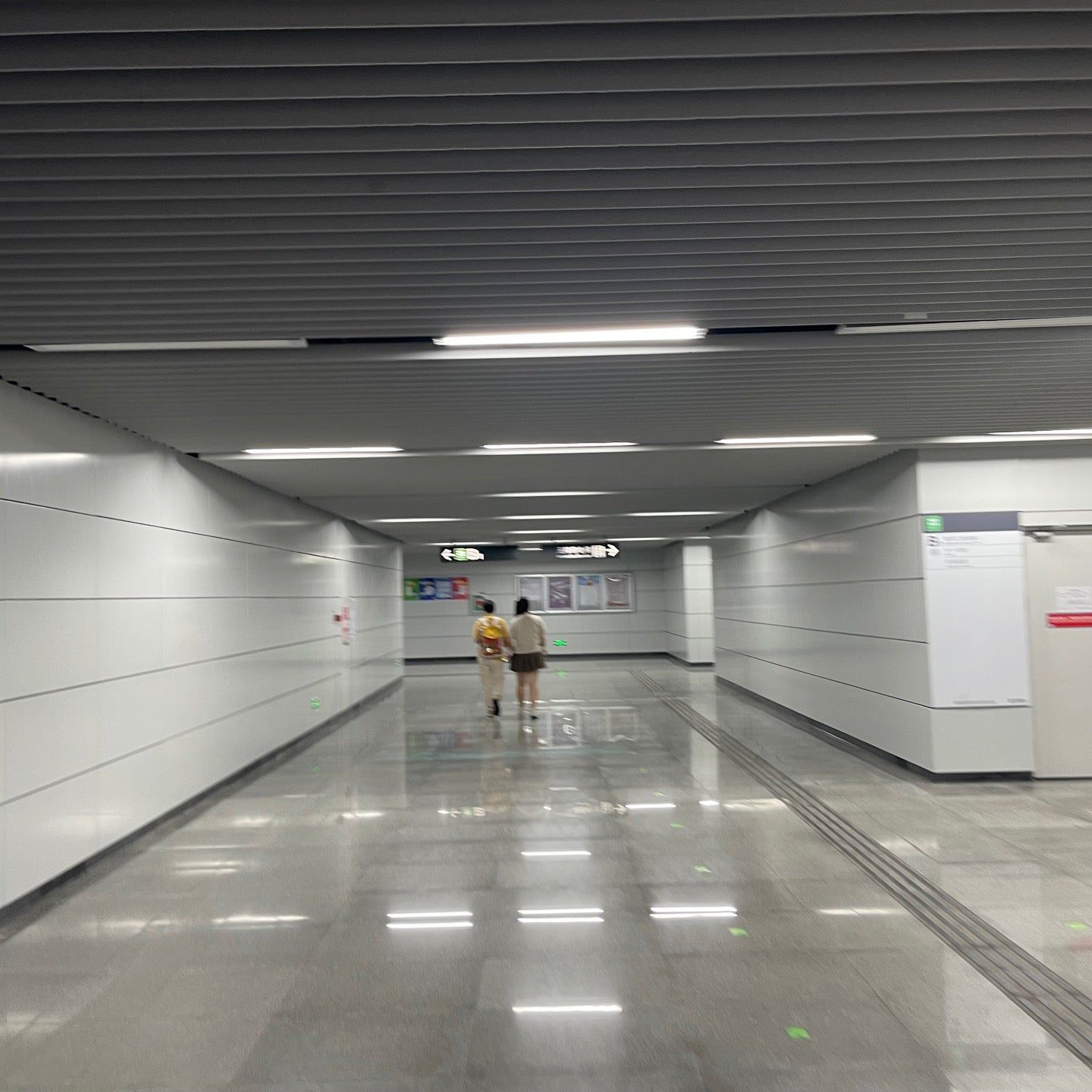 
Qianhaiwan Metro Station (前海湾地铁站)
 in Guangdong