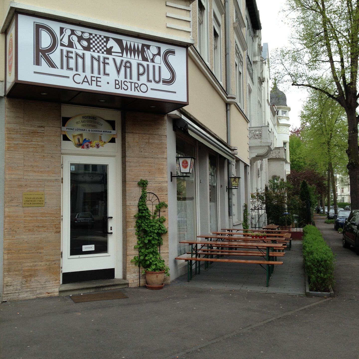 
Rien Ne Va Plus
 in Bonn