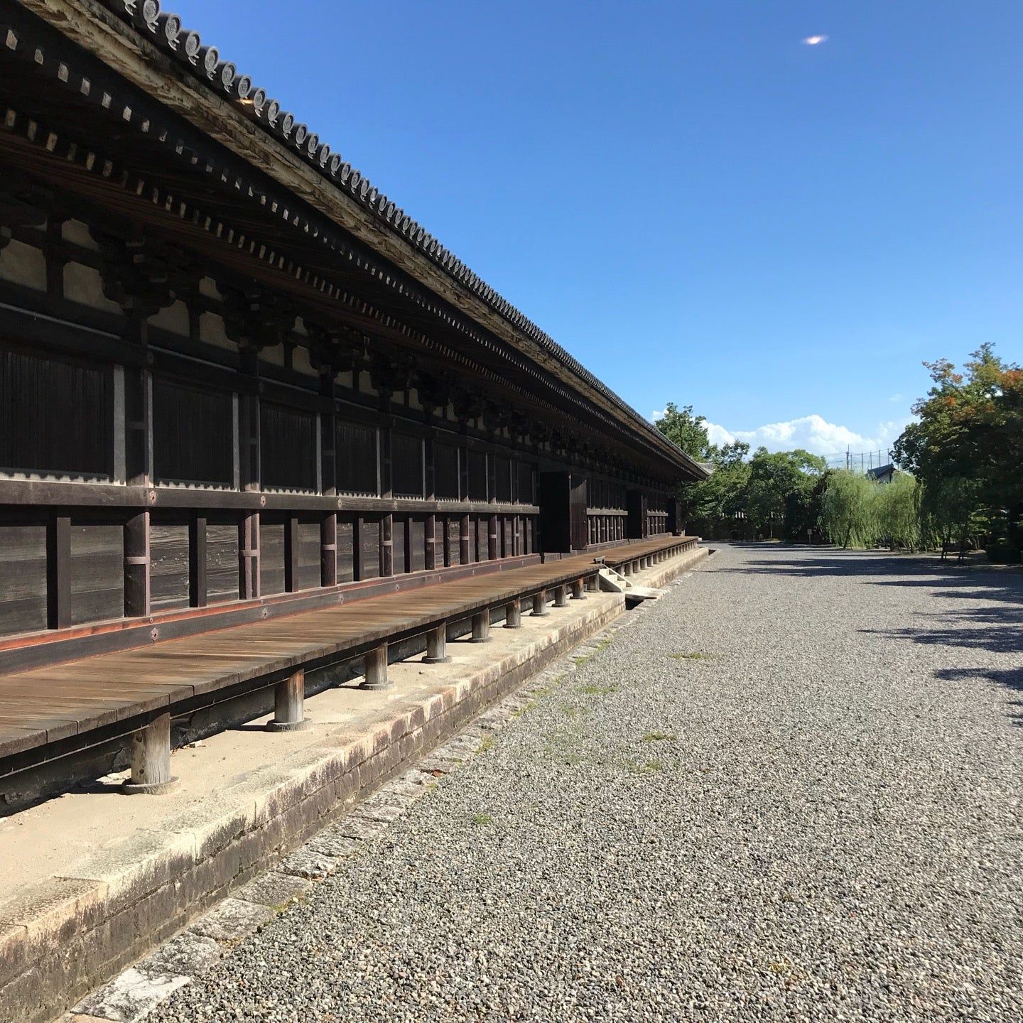 
Sanjusangen-do (三十三間堂)
 in Kyoto