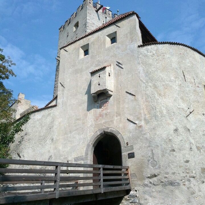 
Schloss Bruneck / Castello di Brunico (Castello di Brunico)
 in Plan De Corones