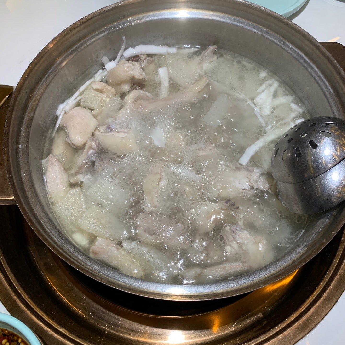 
Season Coconut Chicken (润园四季椰子鸡)
 in Guangdong