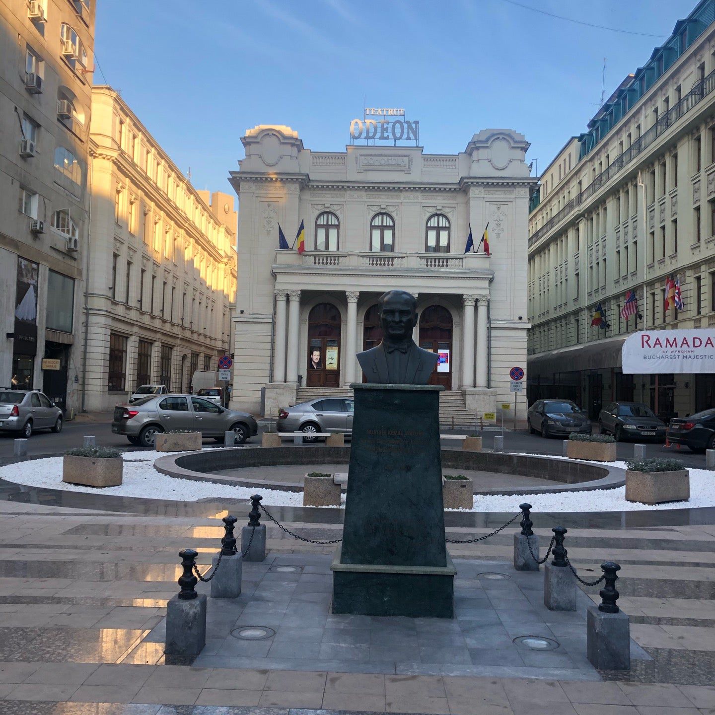 
Statuia lui Mustafa Kemal Atatürk
 in Bucharest