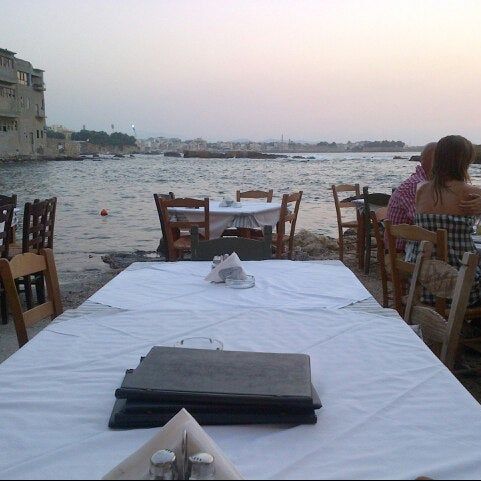 
Thalassino Ageri (Θαλασσινό Αγέρι)
 in Chania