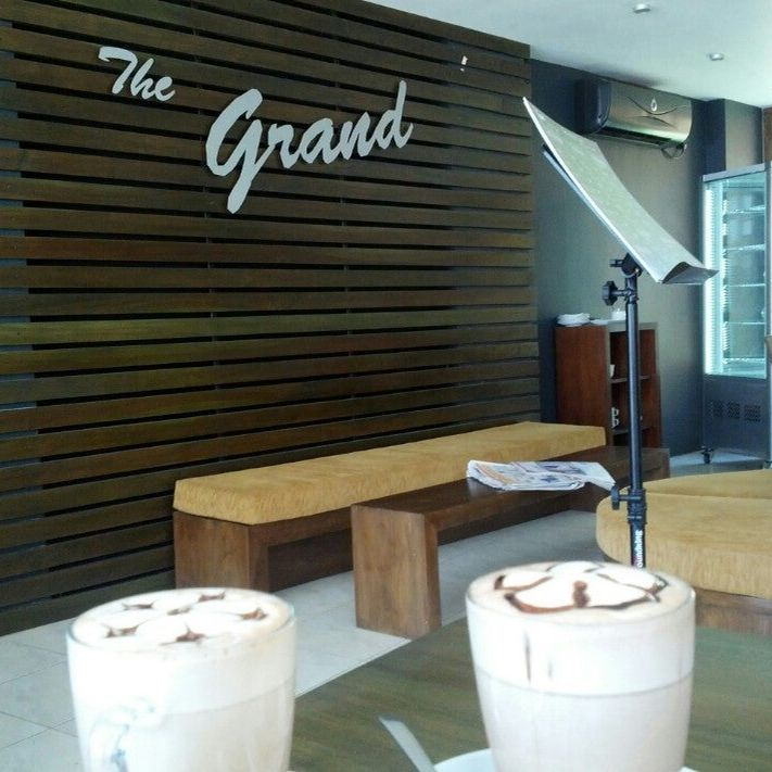 
The Grand
 in Negombo