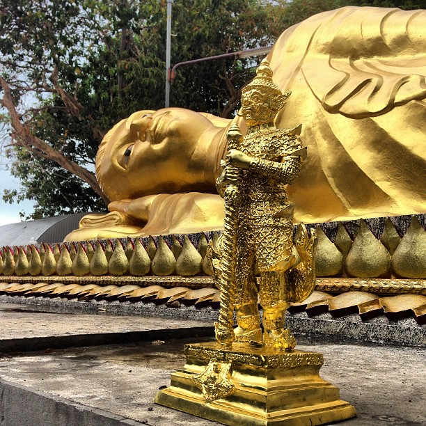 
Wat Khao Chedi
 in Taling Ngam Beach