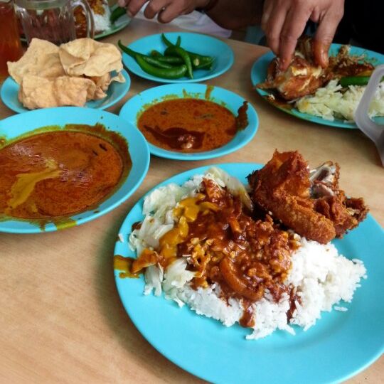 
Zainul Nasi Kandar
 in Petaling Jaya